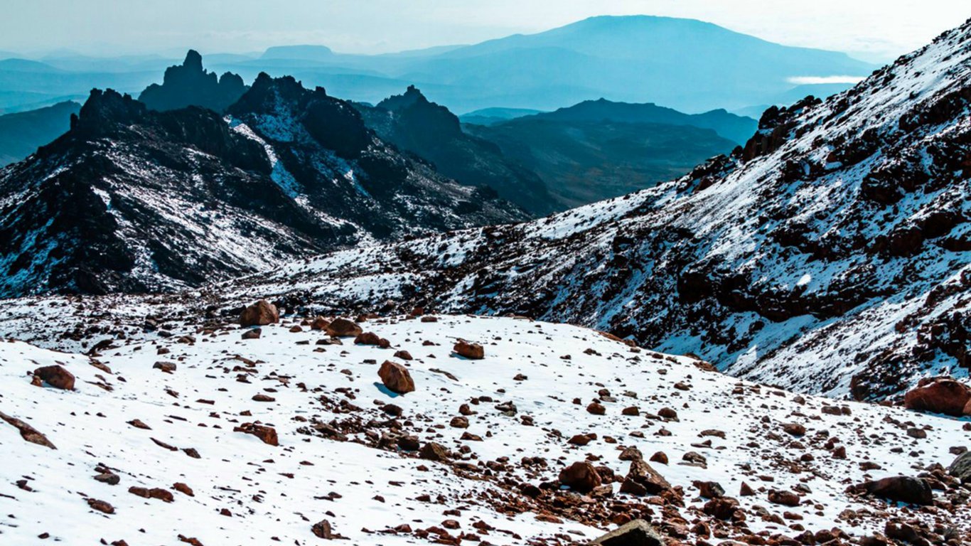 With peaks that pierce the clouds and trails that wind through lush forests, Kenya offers a diverse range of hiking experiences.