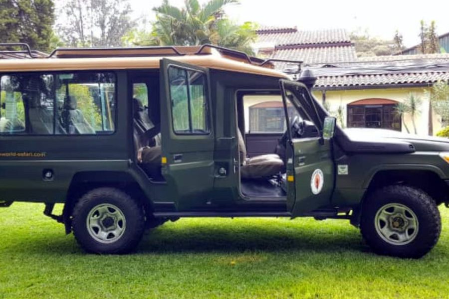 Self-driven Safari Land Cruiser