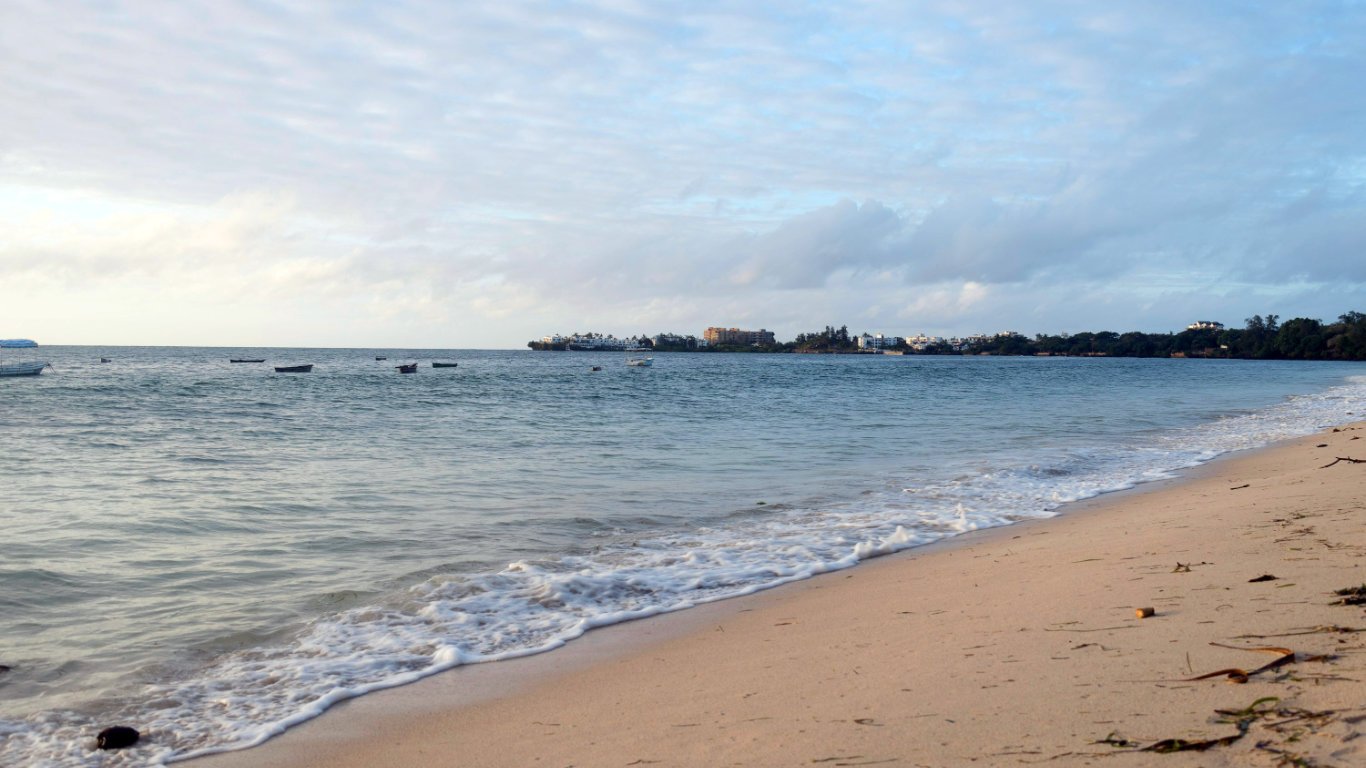 Kenya's coastline boasts a gem accessible to all – Nyali Beach. Imagine sinking your toes into pristine white sand, the turquoise waters of the Indian Ocean beckoning for a refreshing dip.