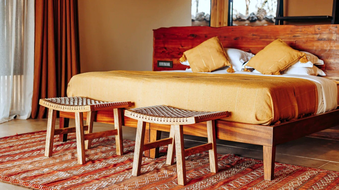 Anticipated to open in July 2025, Soroi Samburu Lodge encapsulates what it means to connect with the rugged heart of Kenya. Nestled in Samburu, this lodge promises an extraordinary mixture of authentic safari adventures with modern comforts.